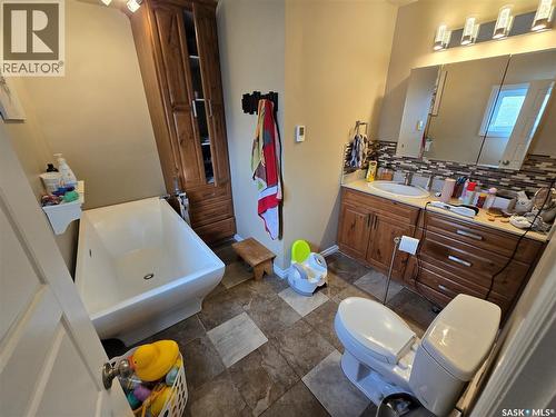127 1St Avenue, Osler, SK - Indoor Photo Showing Bathroom