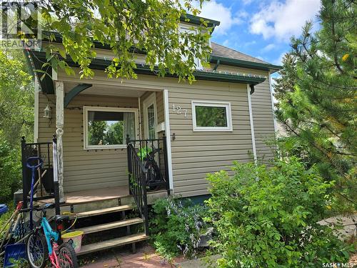127 1St Avenue, Osler, SK - Outdoor
