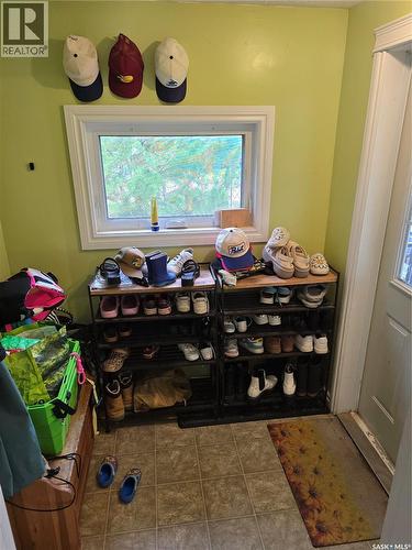127 1St Avenue, Osler, SK - Indoor