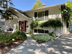 130 Cameron CRESCENT  Regina, SK S4S 2X4
