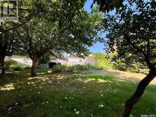130 Cameron Crescent, Regina, SK - Outdoor