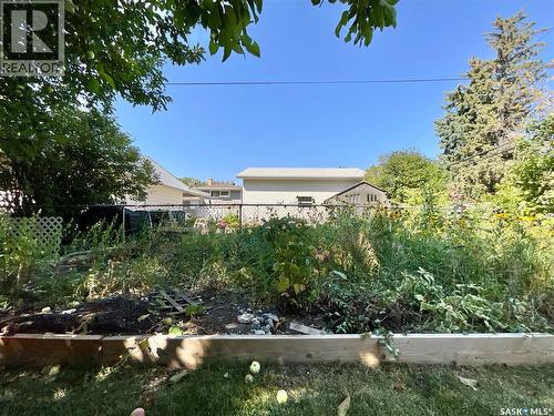 130 Cameron Crescent, Regina, SK - Outdoor
