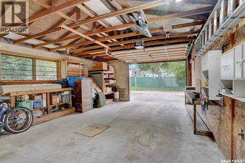 2807 Fleury Street, Regina, SK - Indoor