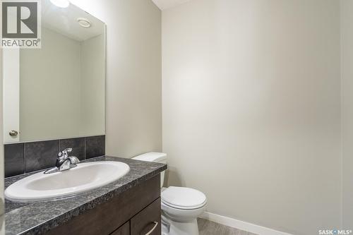 113 1210 Empress Street, Regina, SK - Indoor Photo Showing Bathroom