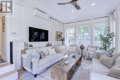 934 Danforth Avenue, Burlington (Bayview), ON 