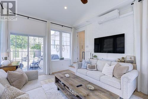 934 Danforth Avenue, Burlington (Bayview), ON 