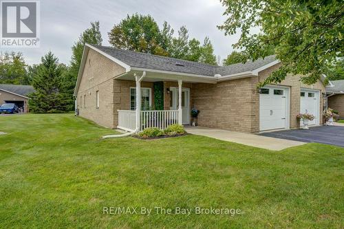 15 MEADOW LANE  Wasaga Beach, ON L9Z 2P2