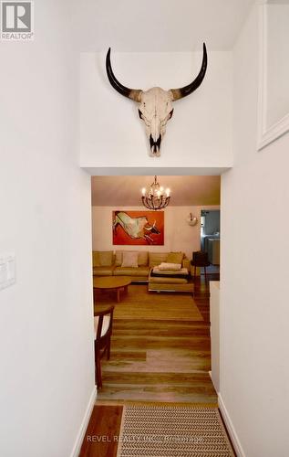 39 Domar Road, Tiny, ON - Indoor Photo Showing Other Room