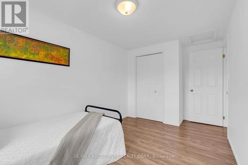 15 - 151 Clairfields Drive E, Guelph, ON - Indoor Photo Showing Bedroom
