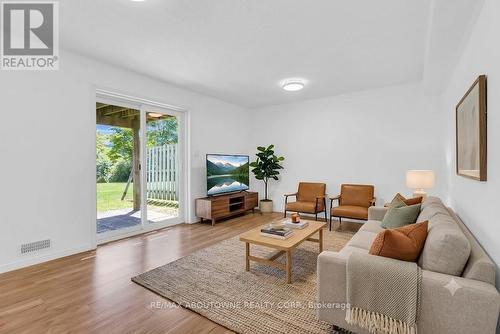 Virtually Staged - 15 - 151 Clairfields Drive E, Guelph, ON - Indoor Photo Showing Living Room