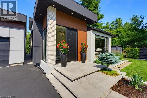 282 Robina Road, Ancaster, ON - Outdoor With Exterior