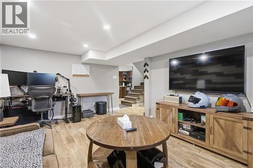 20 Hillview Street, Kitchener, ON 