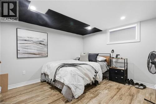 20 Hillview Street, Kitchener, ON 