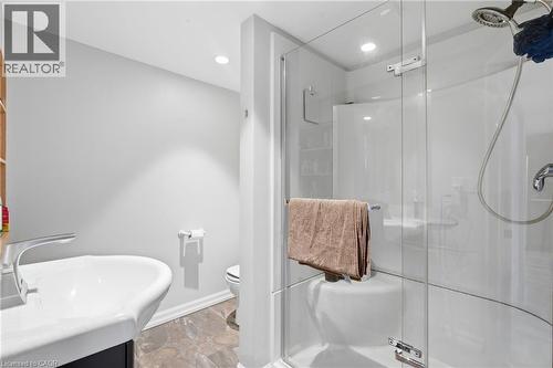 20 Hillview Street, Kitchener, ON 