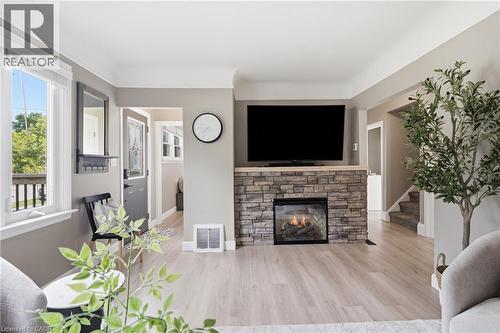 20 Hillview Street, Kitchener, ON 