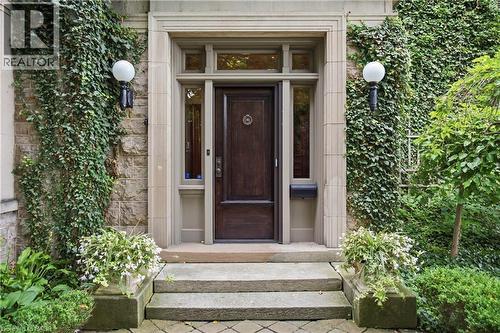77 Claremont Drive, Hamilton, ON - Outdoor