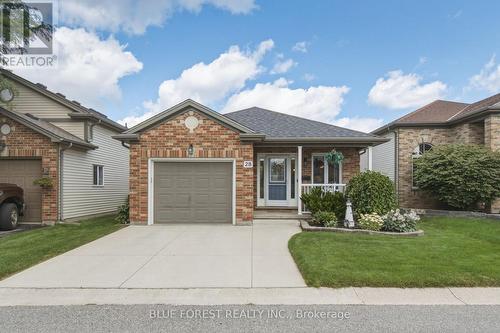 28 - 335 LIGHTHOUSE ROAD  London South (South U), ON N6M 1J8