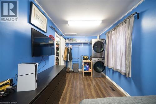 77 Eighth Avenue, Brantford, ON - Indoor