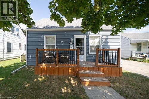 77 Eighth Avenue, Brantford, ON - Outdoor With Deck Patio Veranda