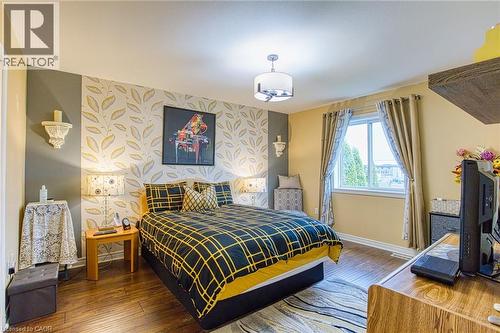 7192 Kelly Drive, Niagara Falls, ON - Indoor Photo Showing Bedroom