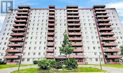 1111 - 50 LOTHERTON PATHWAY Toronto, ON M6B 2G8
