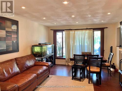 325 THE WEST WAY , Toronto, Ontario M9R 1H1 3