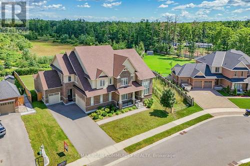 19 REDMOND CRESCENT  Springwater, ON L9X 1Z8