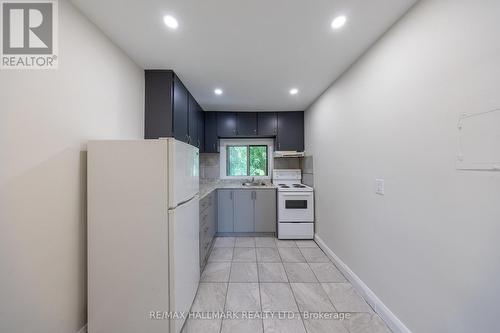 UPPER - 1366 DAVENPORT ROAD , Toronto, Ontario M6H 2G9 4