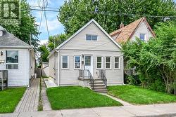 29 MCKINSTRY Street  Hamilton, ON L8L 6C2