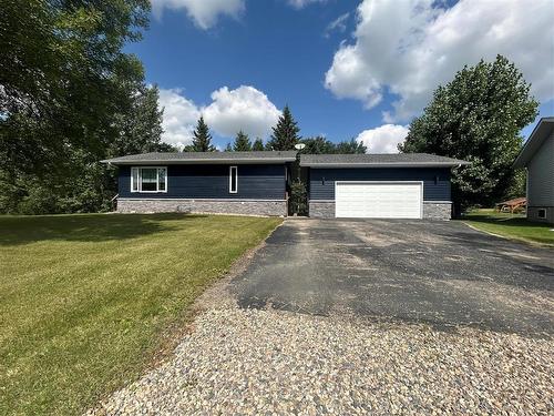 112 Berg Crescent, Russell, MB - Outdoor