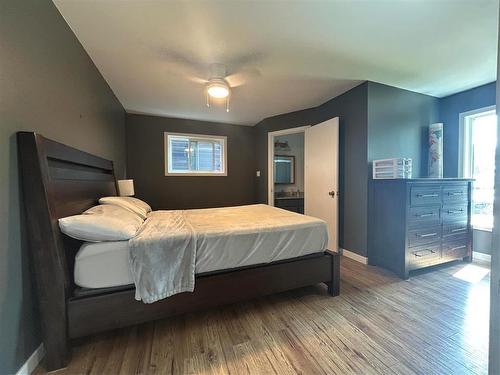 112 Berg Crescent, Russell, MB - Indoor Photo Showing Bedroom