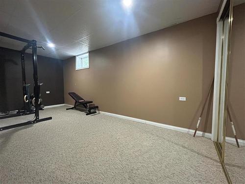 112 Berg Crescent, Russell, MB - Indoor