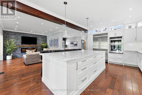 2312 Ridgeview Court, Burlington, ON - Indoor Photo Showing Kitchen With Stainless Steel Kitchen With Upgraded Kitchen