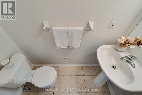 501 Cavanagh Lane, Milton, ON - Indoor Photo Showing Bathroom