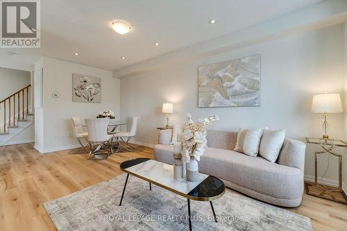 501 Cavanagh Lane, Milton, ON - Indoor Photo Showing Living Room