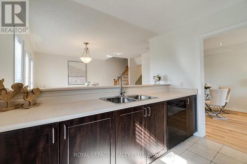 501 Cavanagh Lane, Milton, ON - Indoor Photo Showing Kitchen With Double Sink