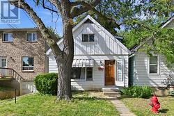 70 WARD AVENUE  Hamilton, ON L8S 2E9