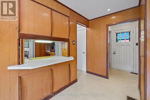 2056 Dovercourt Avenue, Ottawa, ON - Indoor Photo Showing Other Room