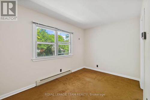 2056 Dovercourt Avenue, Ottawa, ON - Indoor Photo Showing Other Room