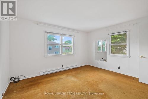 2056 Dovercourt Avenue, Ottawa, ON - Indoor Photo Showing Other Room