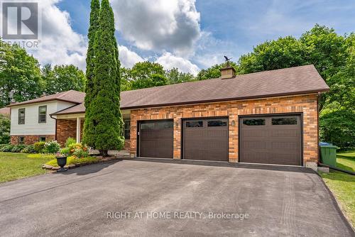 16 SNOWBERRY COURT  Caledon, ON L7K 0B5