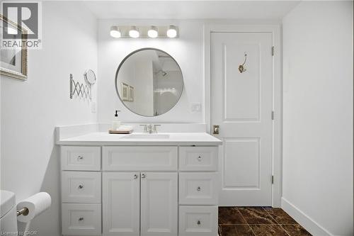 1201 North Shore Boulevard E Unit# 1001, Burlington, ON - Indoor Photo Showing Bathroom