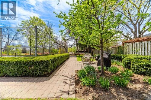 1201 North Shore Boulevard E Unit# 1001, Burlington, ON - Outdoor