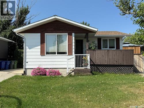 9 Rutley CRESCENT  Kindersley, SK S0L 1S1