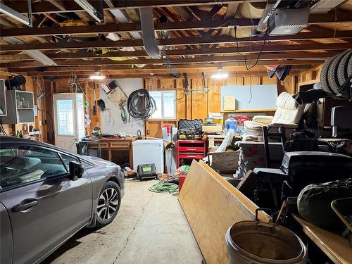 545 3Rd Avenue, Rivers, MB - Indoor Photo Showing Garage