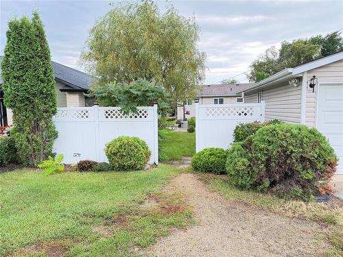 545 3Rd Avenue, Rivers, MB - Outdoor