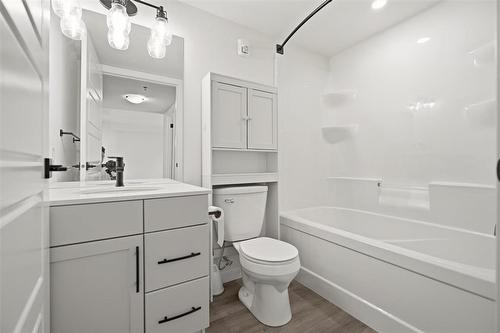 117 545 Dale Boulevard, Winnipeg, MB - Indoor Photo Showing Bathroom
