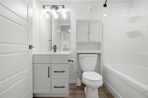 117 545 Dale Boulevard, Winnipeg, MB - Indoor Photo Showing Bathroom