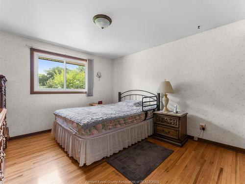 5830 Canada, Lasalle, ON 
