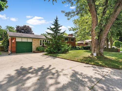 5830 Canada, Lasalle, ON 